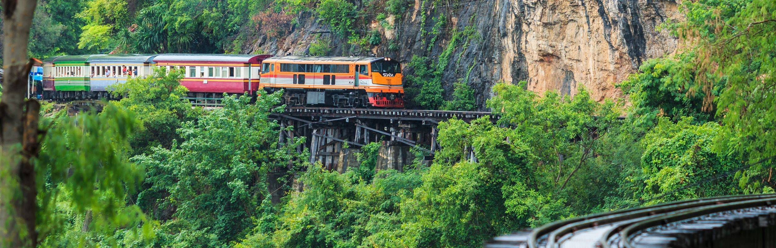 Go On a Train Tour To Kanchanaburi Province