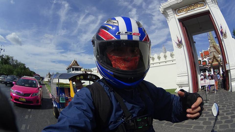 Motorcycle Ride in Bangkok Old Town