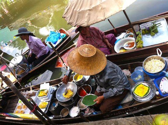 Tour Near Suvarnabhumi Airport - Kwan Riam Floating Market, Botanic Garden and Night Market