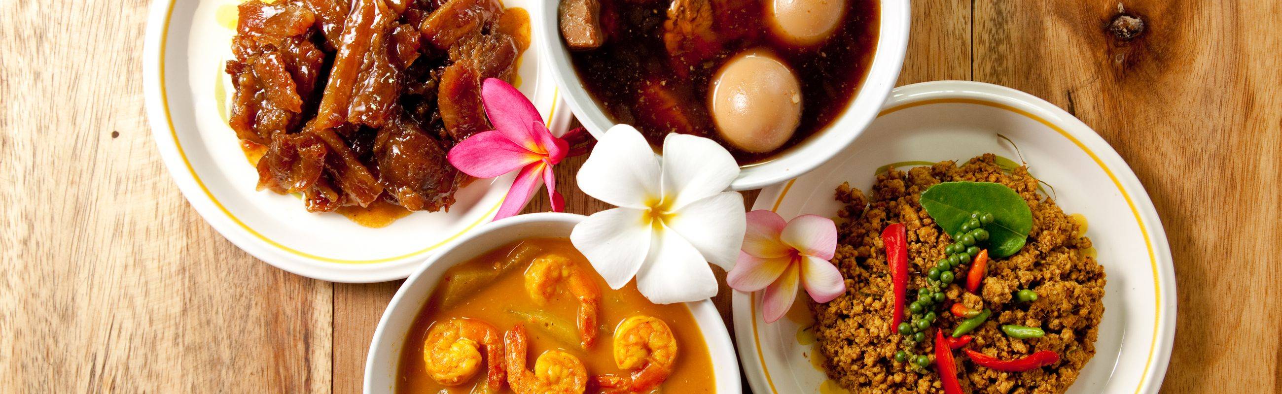 Cooking southern style yellow curry like a native