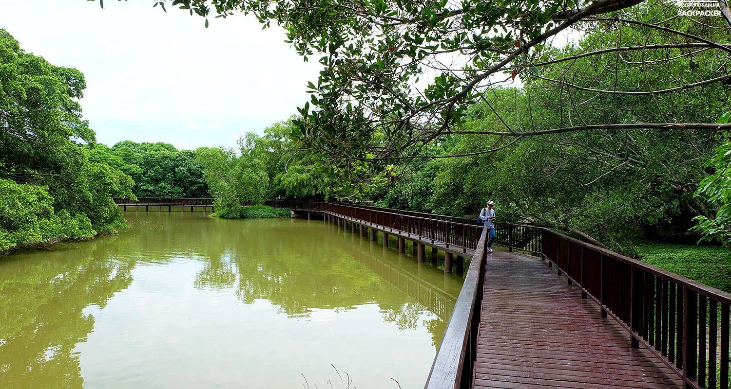Floating Market & Botanic Garden in Bangkok's Green Space