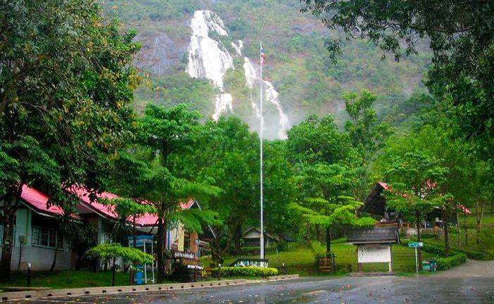 Discover Punyaban Waterfalls & Seafood - The Local Beauty