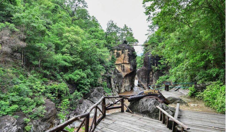 Stunning National Park soft trekking nature explorer, visit Royal temple & stop at Locals Market