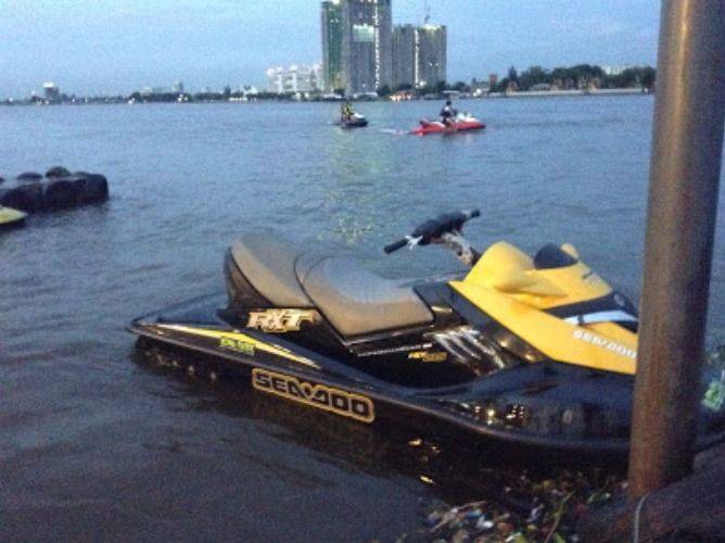 Amazing Rattanakosin & Coolest Jet Skiing at Chao Praya River !!