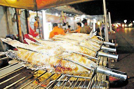 Let's Eat and Shop with A Local at Rod Fai Night Market