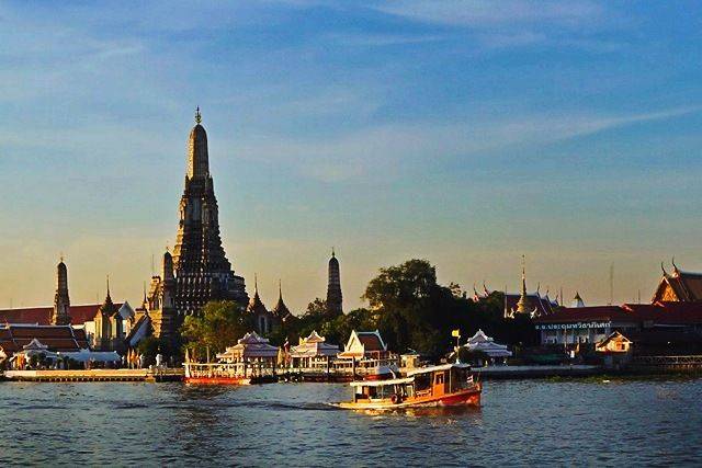A Complete Weekend in Bangkok (JJ Market, Boat Ride, Rattanakosin Exhibition, & Fun Nightlife)