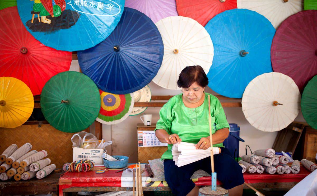 Hiking, Hot Spring and Handicraft Center near Chiang Mai