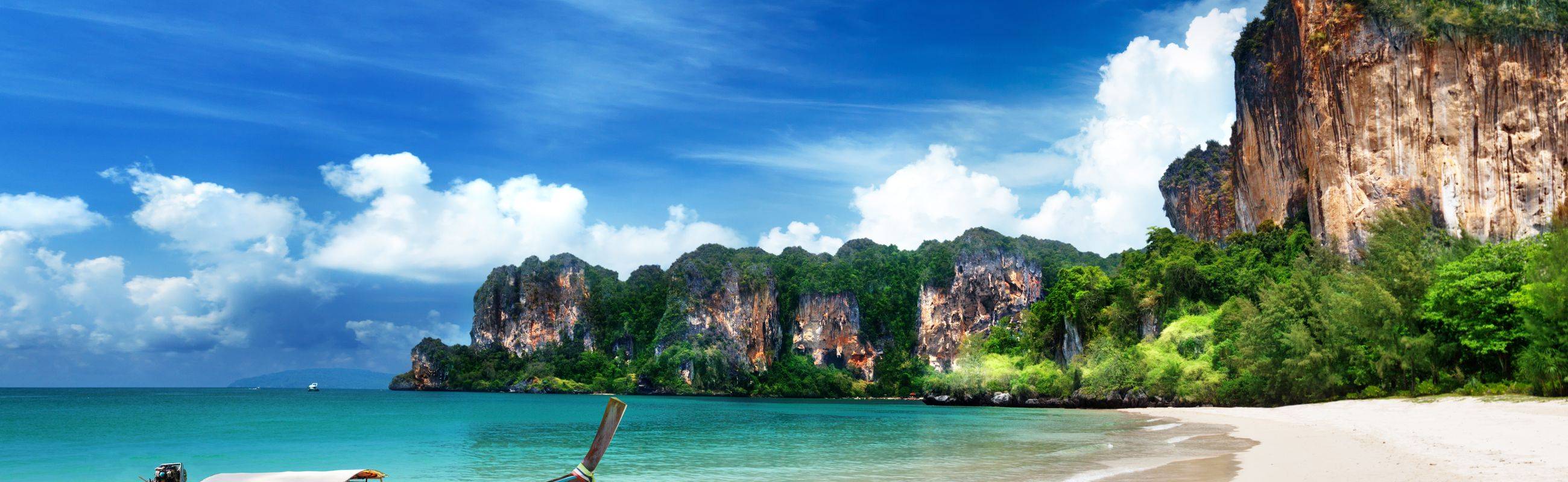 Natural Rock Climbing in Railay, Krabi