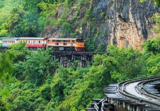 Go On a Train Tour To Kanchanaburi Province