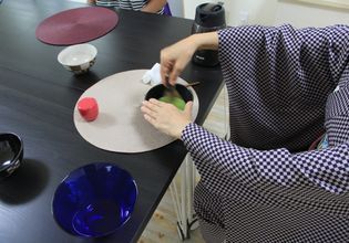 Modern Matcha Lesson with a Master in Tokyo