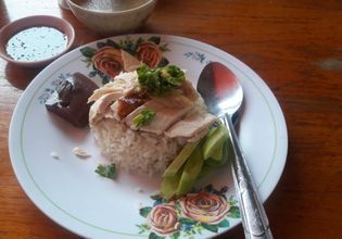 Tour Phitsanulok and Sukhothai Ancient City with A Local