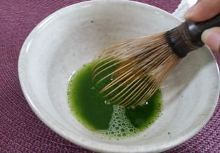 Modern Matcha Lesson with a Master in Tokyo