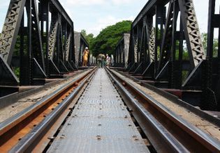 Explore The 'Deadly' Beautiful Kanchanaburi Historical Railway With a One-Day Tour