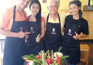 Learning with Chefs Dao and Ya