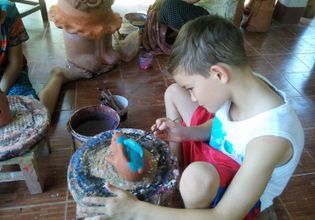 la peinture sur poterie