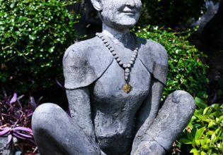 Massageur Yogi at Wat Pho