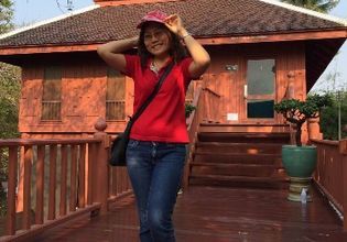 One day at the coolest floating market and the authentic railway market in Samut Songkram