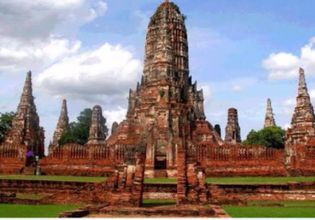 Explore the Spiritual Architecture on This Ayutthaya Temple Tour