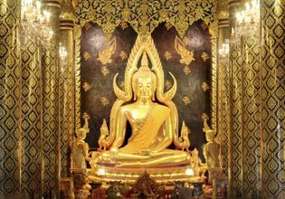 Tour Phitsanulok and Sukhothai Ancient City with A Local