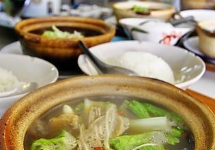 'Buk kut teh'