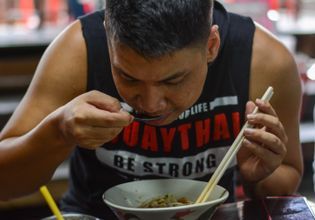 Taste Authentic Tom Yum On This Culinary Tour