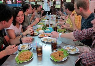 Historic Bang Rak Food Tasting and Cultural Tour