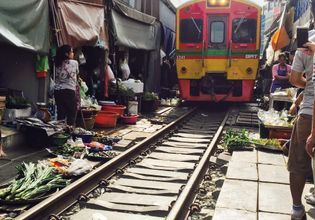 Maeklong Railway