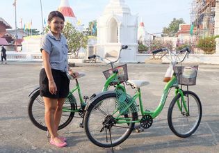 Boat Trip & Bike Trip in Ko Kret Pottery Village