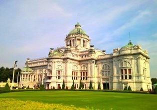 Ananta Samakhom Throne Hall