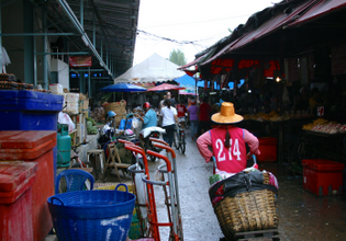 Klong Toey fresh market
