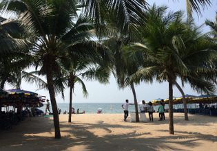 Discover Beach Side Fun in Bang Saen!