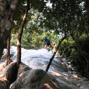 Bua Tong Waterfalls (น้ำตกบัวตอง)
