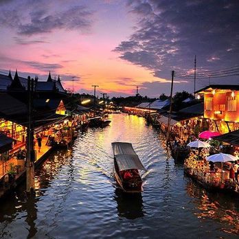 Amphawa Floating Market (1)