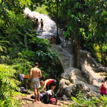 Bua Tong Waterfalls (น้ำตกบัวตอง)