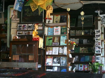 Thai Fun: Taling Chan Floating Market with Thai Puppet Show