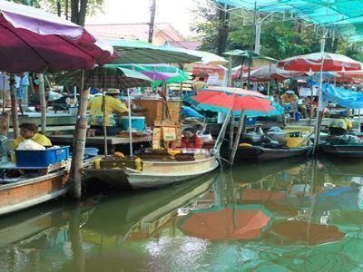Floating Market & Botanic Garden in Bangkok's Green Space
