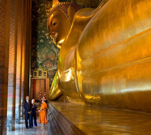 Tours to Wat Pho <3